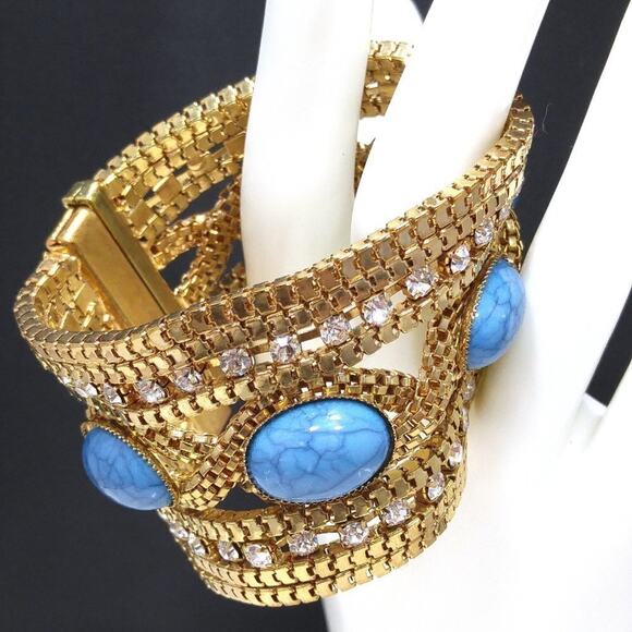 Boho Faux Turquoise Rhinestones Gold Tone Bracelet, 7 1/4 Inch, Magnetic Clasp - Picture 7 of 10